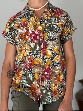Connections Vintage Tropical Floral Button-Down Shirt Earth Tones 100% cotton